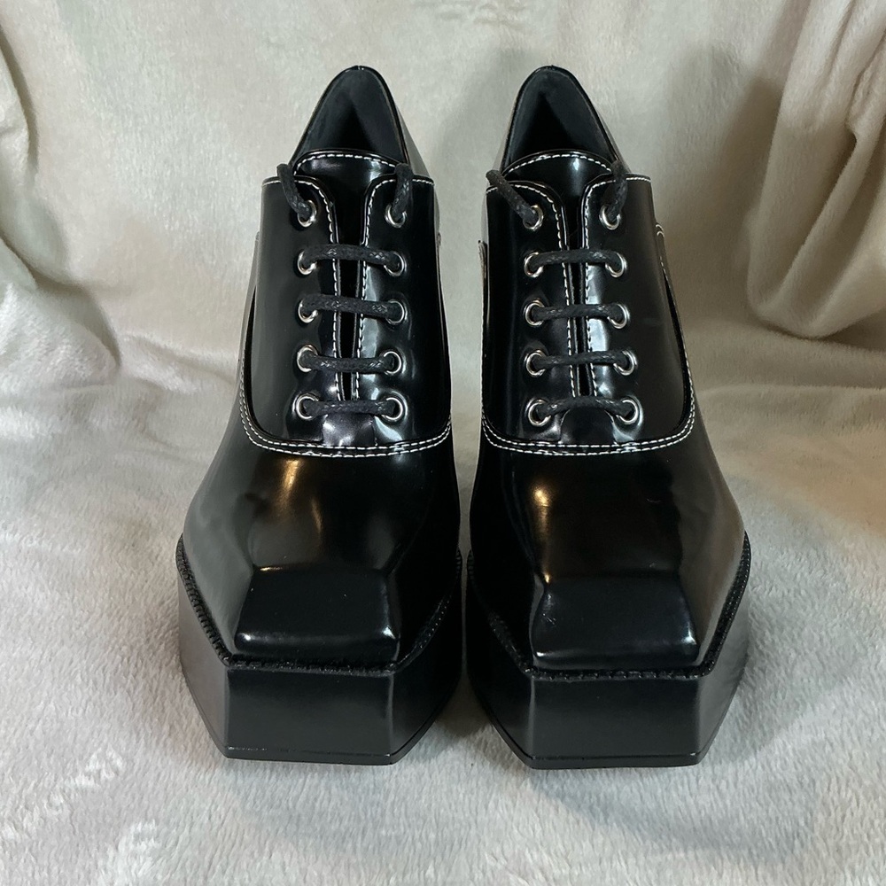 NEW Gianni Bini GB “City-Girl” Black Oxford Platform Patent Leather Shoes NWT - Picture 4 of 8